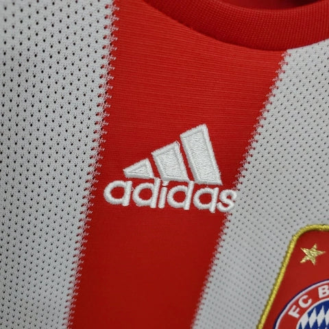 Bayern Munich Retro 10/11 Home Jersey
